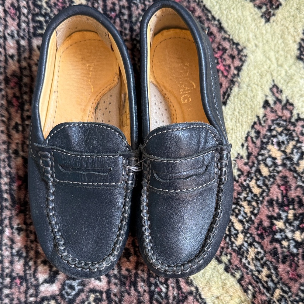 Primigi Leather navy blue Italian toddler loafers size 25